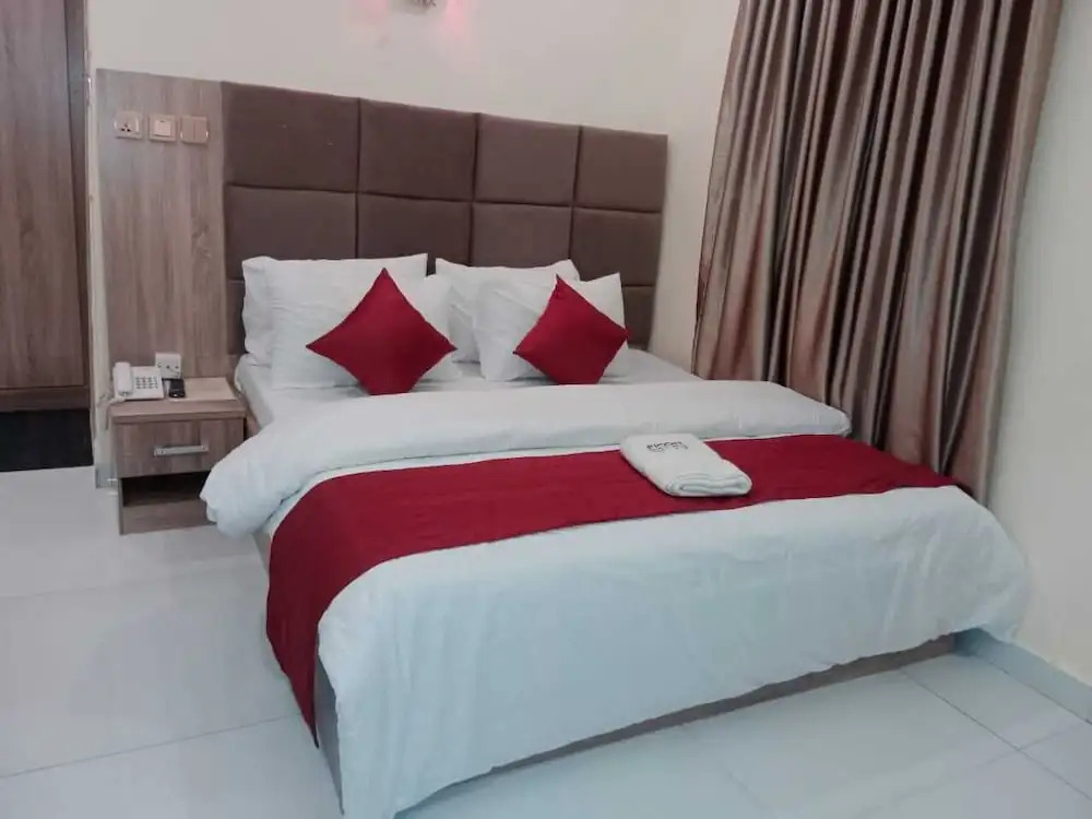 Hilton Summer Apartments