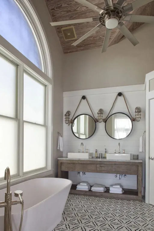 Coconut Telegraph 5 Bedrooms 4.5 Bathrooms Home