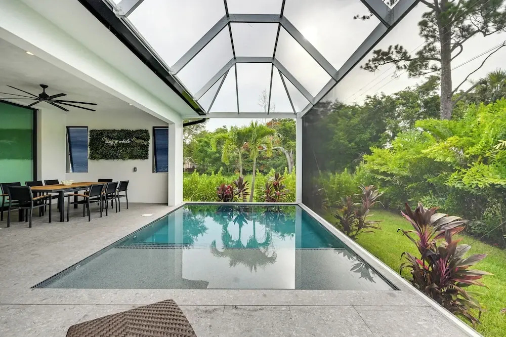 Contemporary Naples Home w/ Outdoor Kitchen & Pool