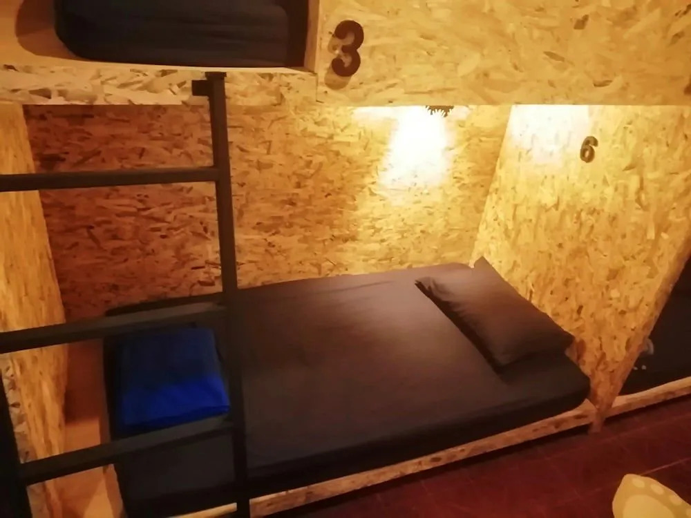 Roen 79 - Hostel
