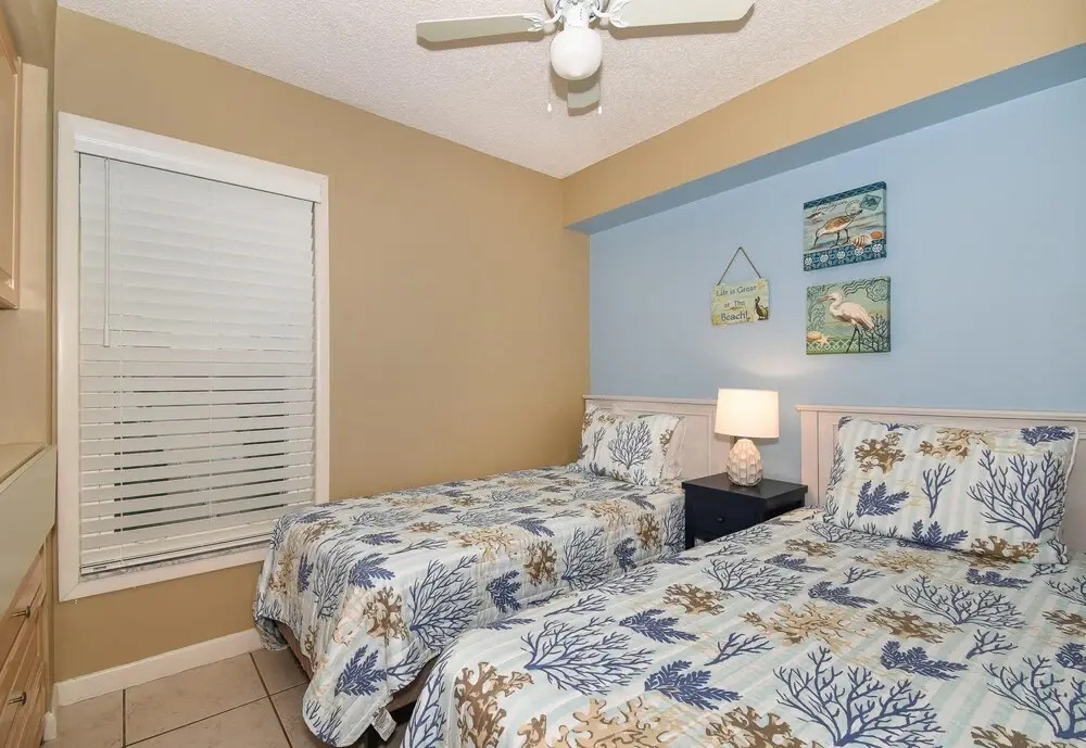 Beachfront Palm House - Walk Right out to the Pool Beach Access - Ph1b