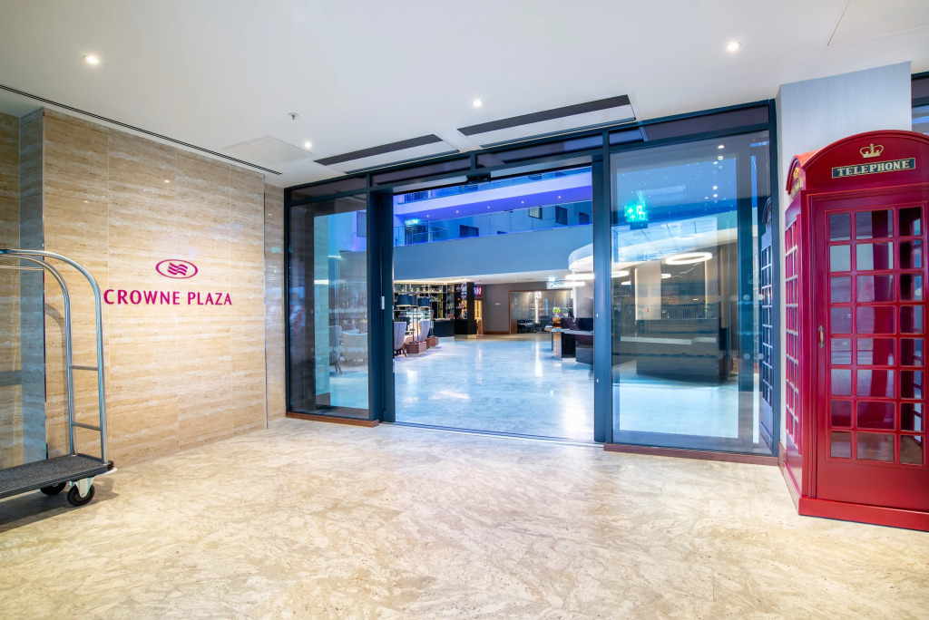 Crowne Plaza London Heathrow T4, an IHG Hotel