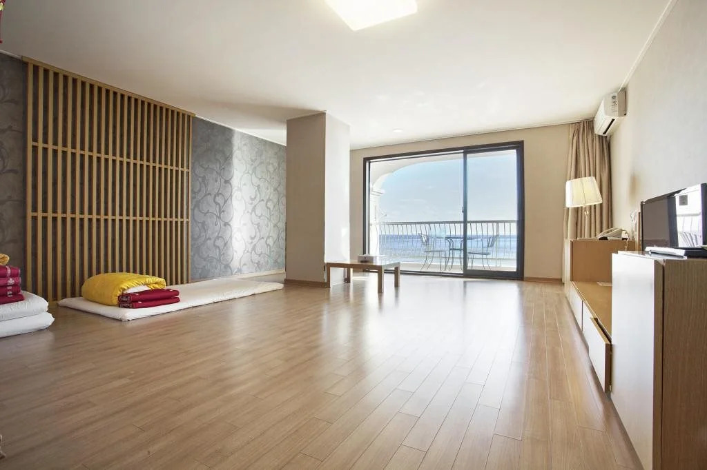 Song Jung Hotel