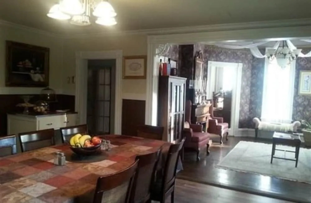 The Woodruff House B&B