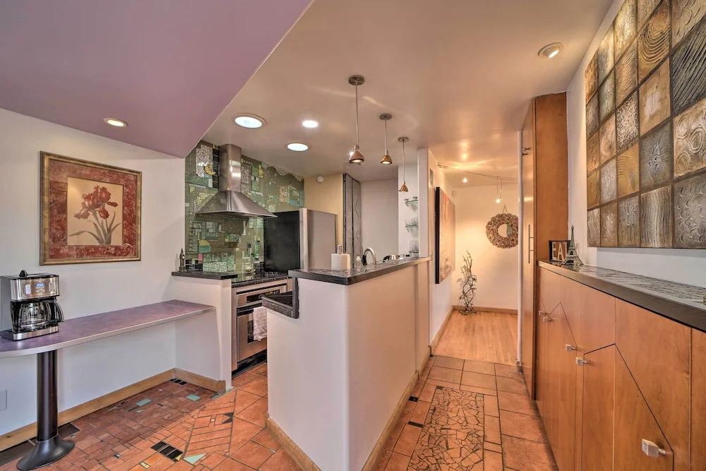 Tulsa Rental Home - Walk to Philbrook Museum