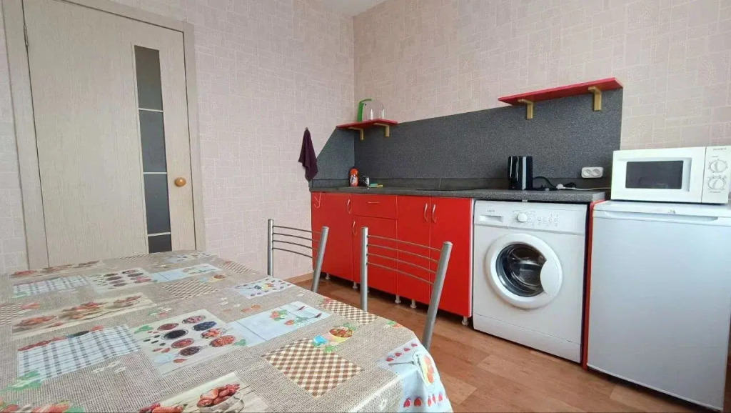 1-к. квартира на Партизана Железняка 61