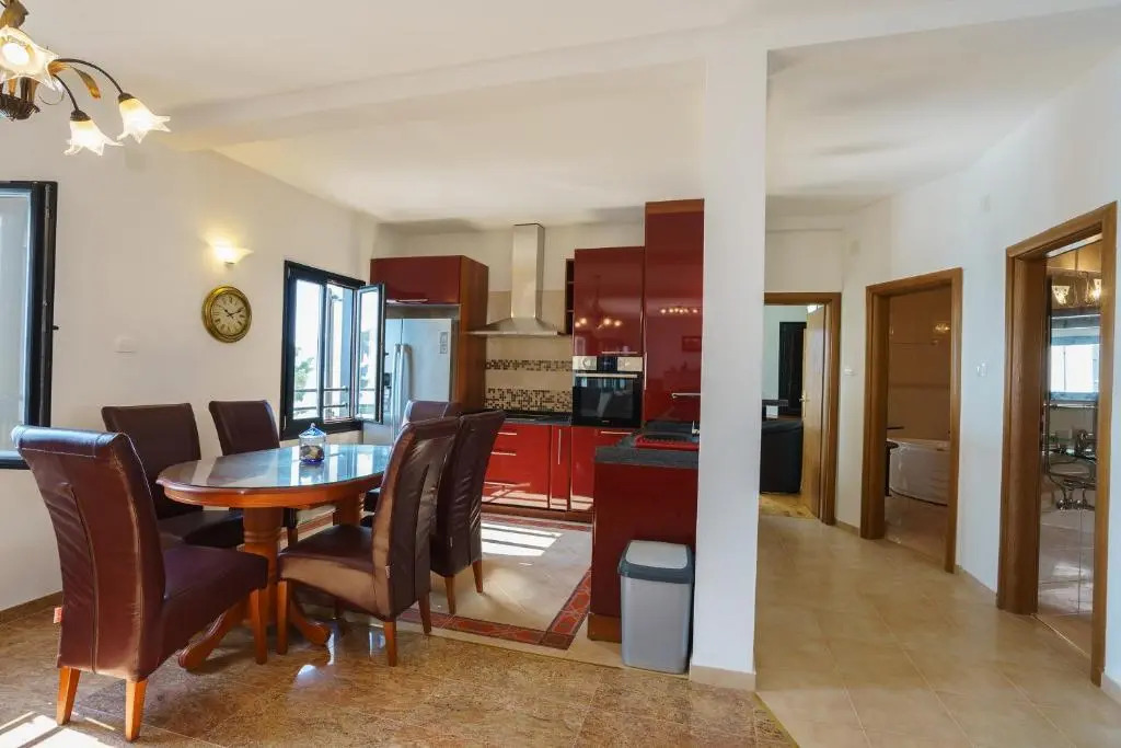 Apartments Zezelj