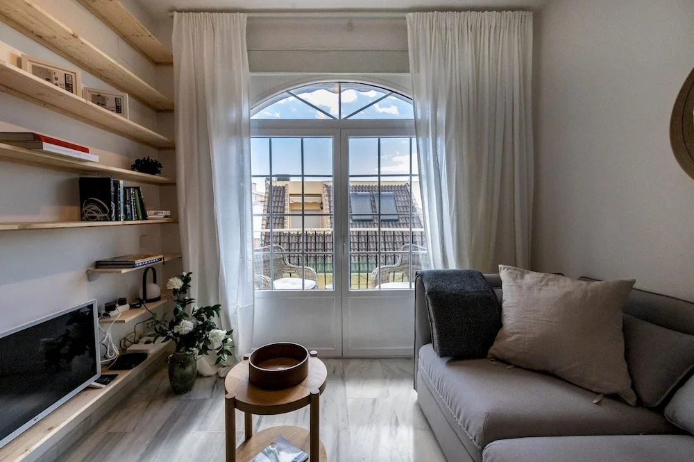 Fuengirola Promenade 1BR Apartment in 30 Meters to the Beach