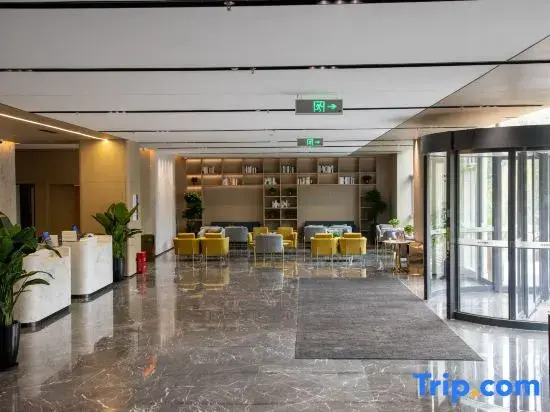 Zhengzhou Xinzheng International Airport Talent Hotel