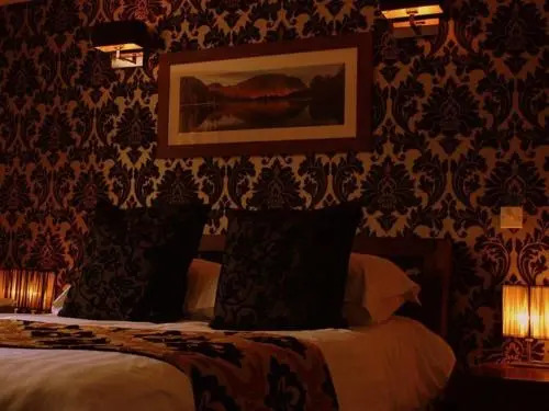 The Crown Country Inn