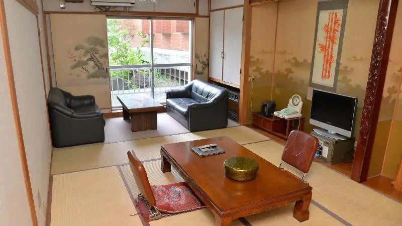 Showa Retro Spa Hotel Takasago Onsen