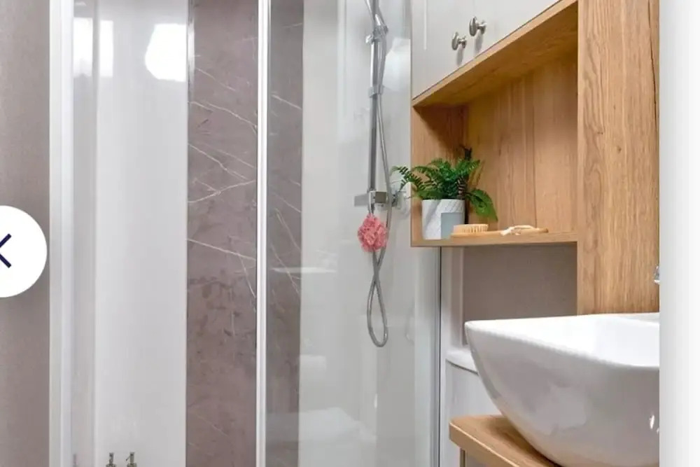Seaview,sleeps 4to6,pet Friendly, Parking