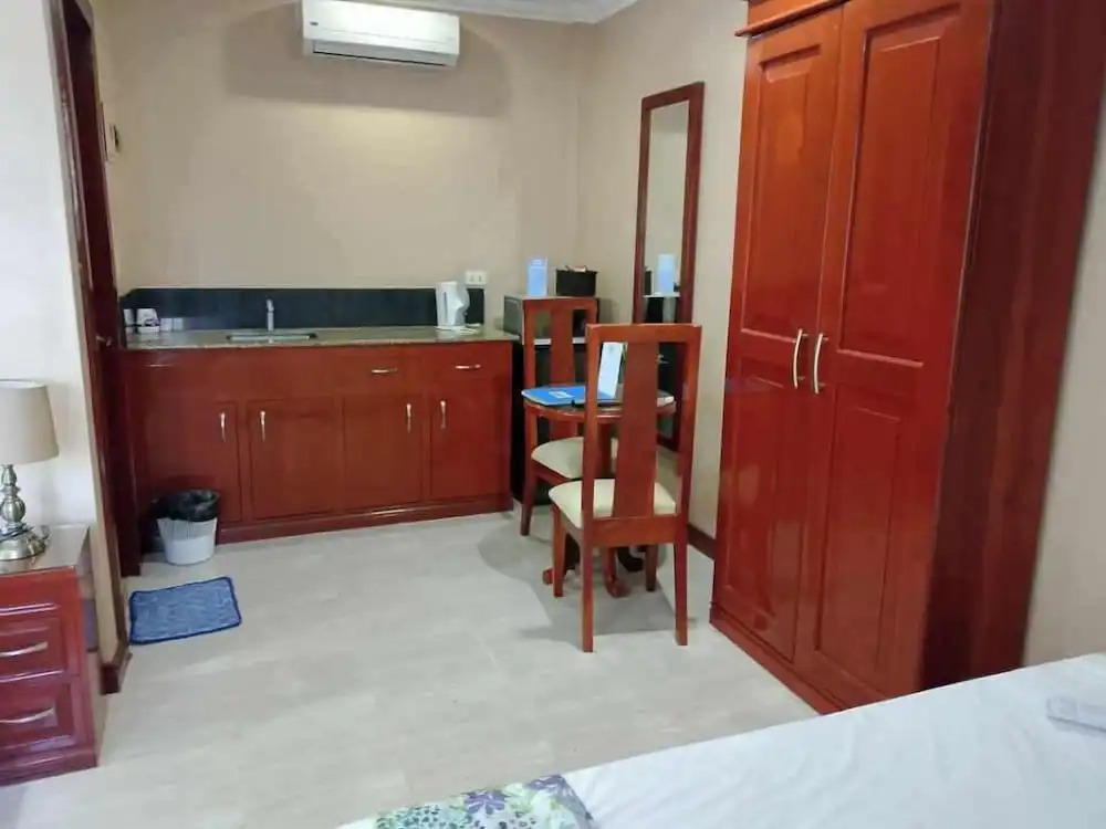 Ocean Breeze Resort