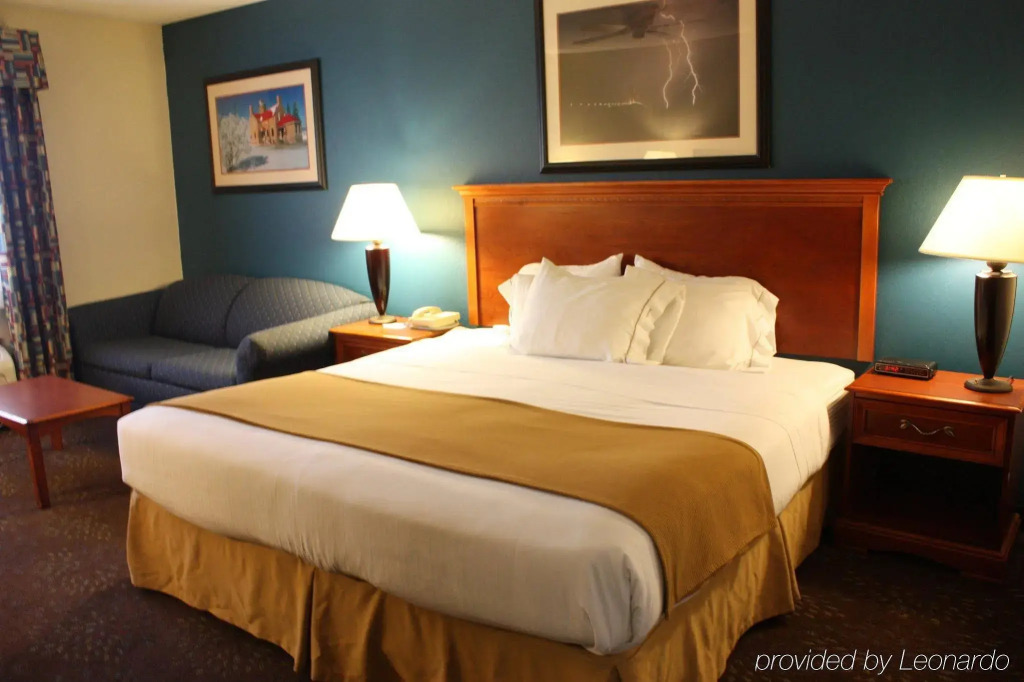 Holiday Inn Express Mackinaw City by IHG