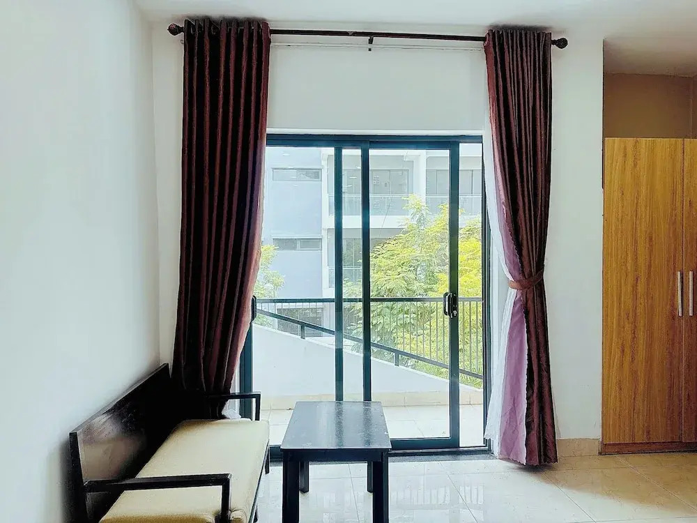 Louis Otis Apartment