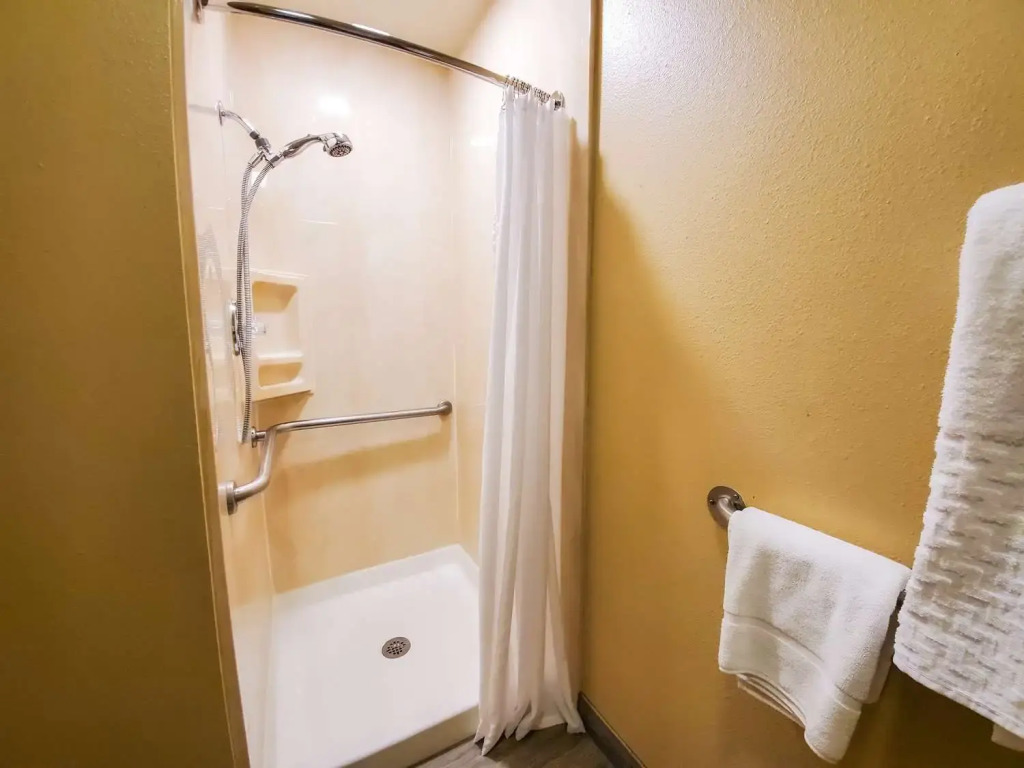 Best Western Plus Plaza Hotel