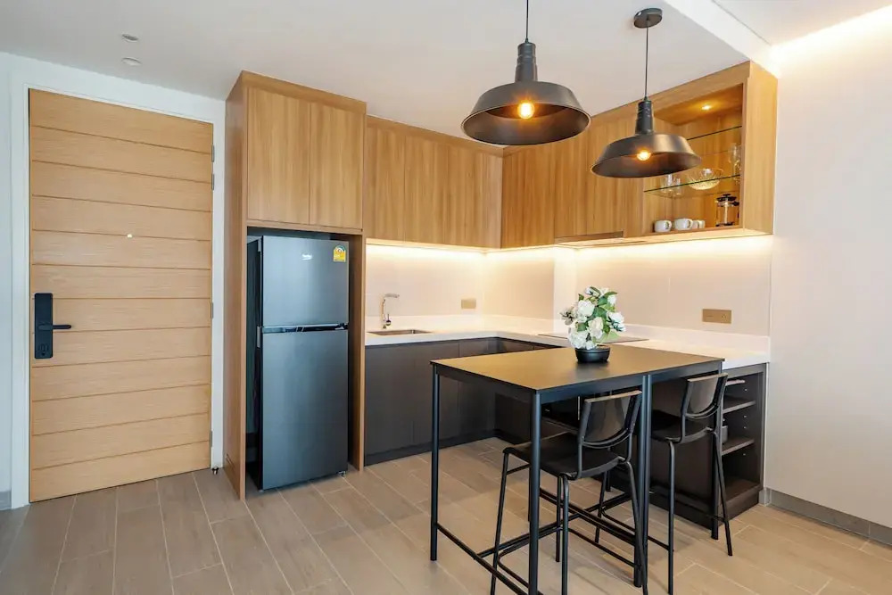 Laguna Lakeside Residences by Banyan Living