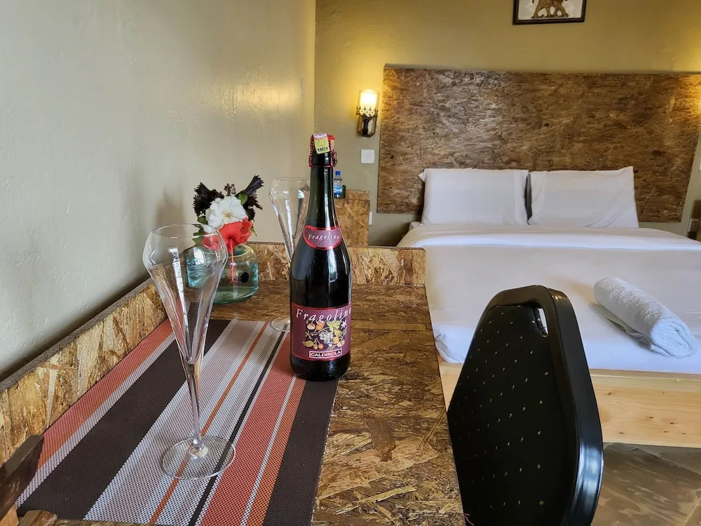 Leleshwa Getaway