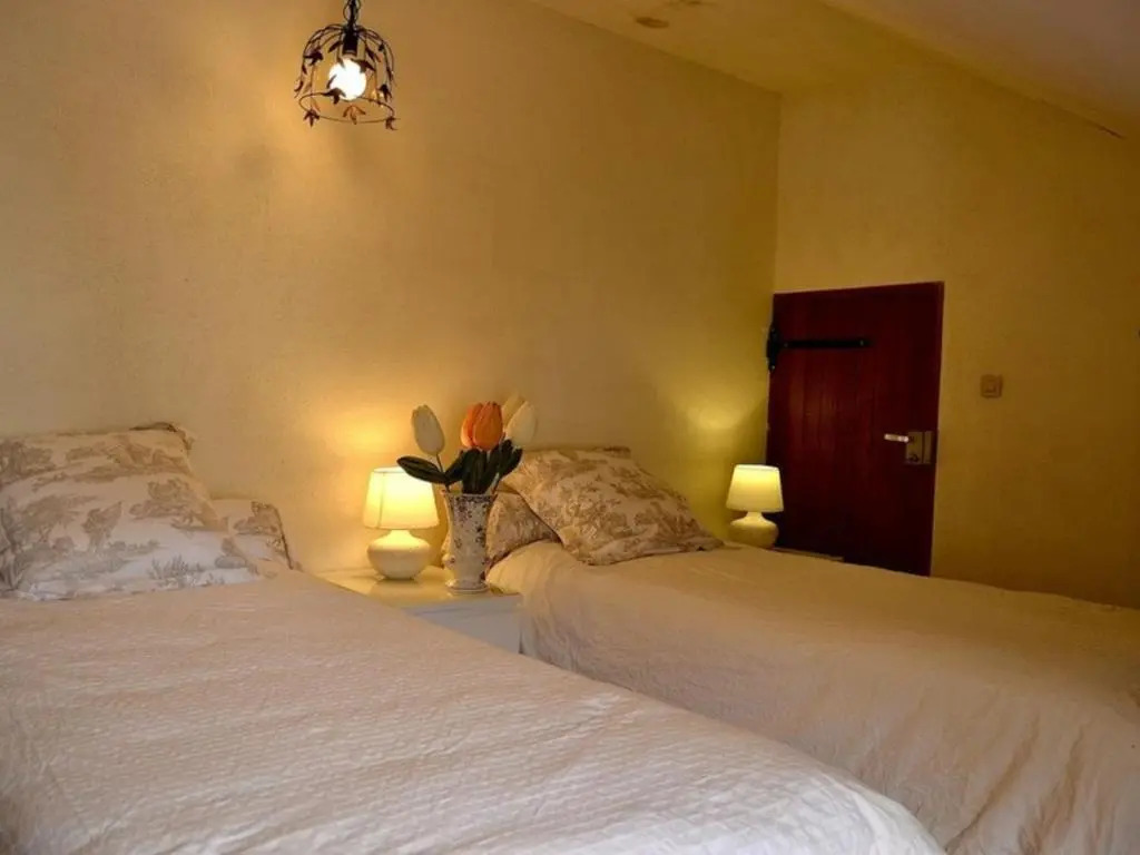 Gîte Ligré, 8 pièces, 15 personnes - FR-1-381-129