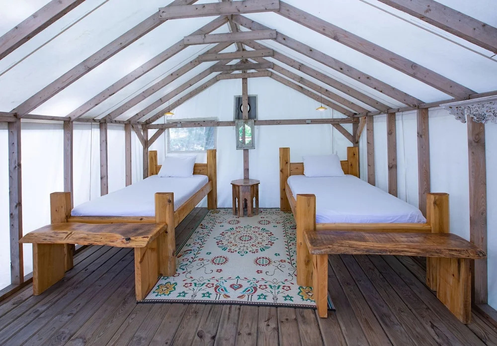 Harmony Outdoor Inn