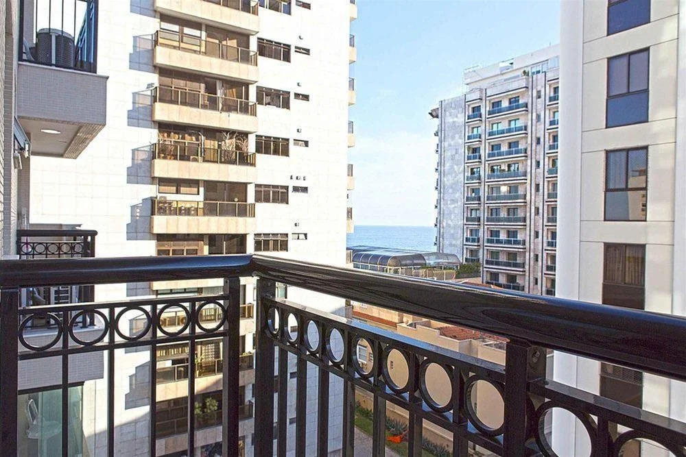 Wave Ipanema Apartments