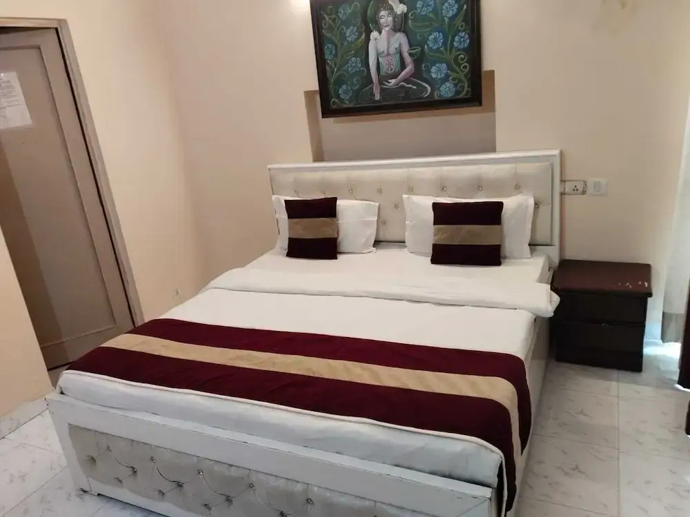 Boutique Guest Room in Heart of New Delhi