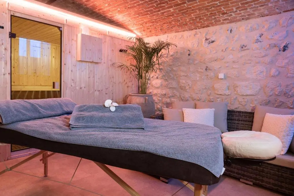 TOWNHOUSE TROUVILLE - AppartHotel & Spa