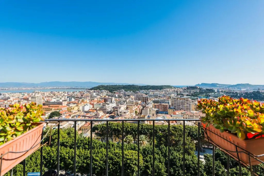Vico 6 - Enchanting view in the City Center