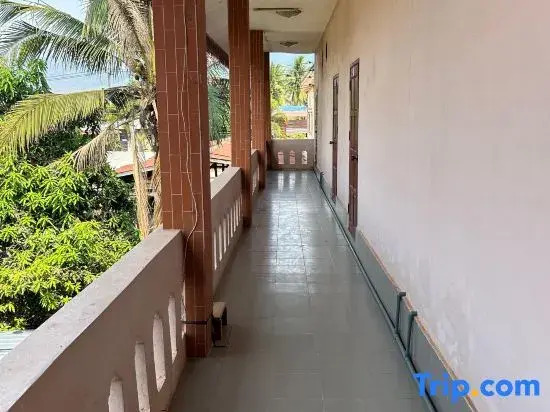 Khamphoumy Guesthouse