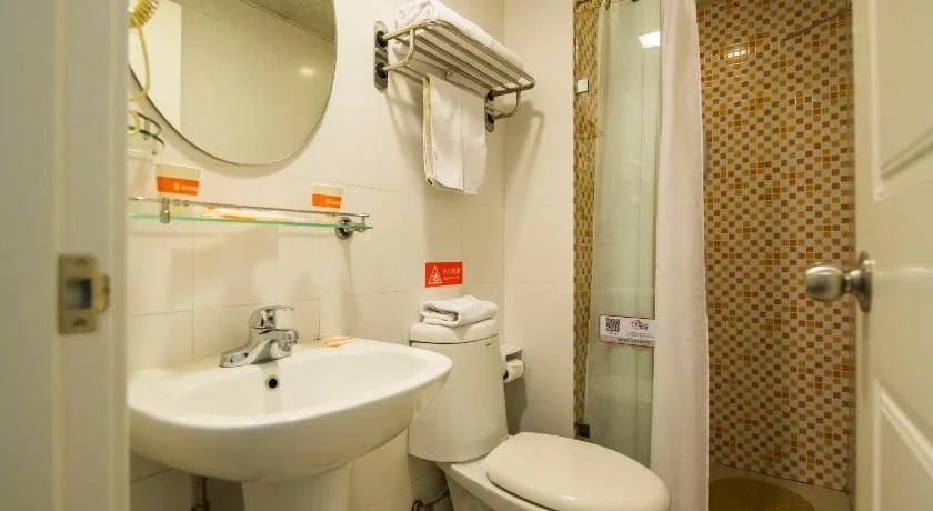 Home Inn Guiyang Middle Zhonghua Road Penshuichi