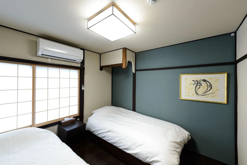 Shiki Homes - Tsuki