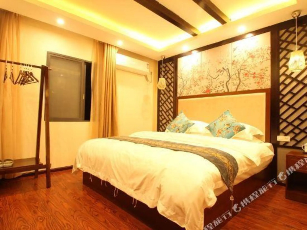 Xijiang Luanxi · Hanshe Garden Homestay (No.1 Wind and Rain Bridge)