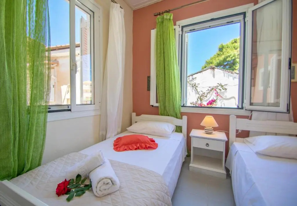 Dora's Tsilivi Beach House A by "elite"