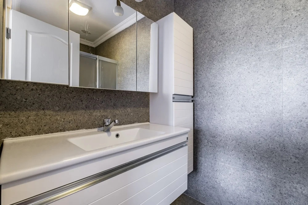 Jash Bedrooms