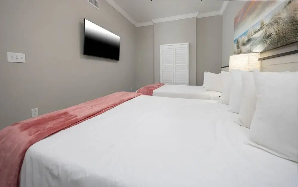 Phoenix Gulf Towers 2205 4 Bedroom Condo