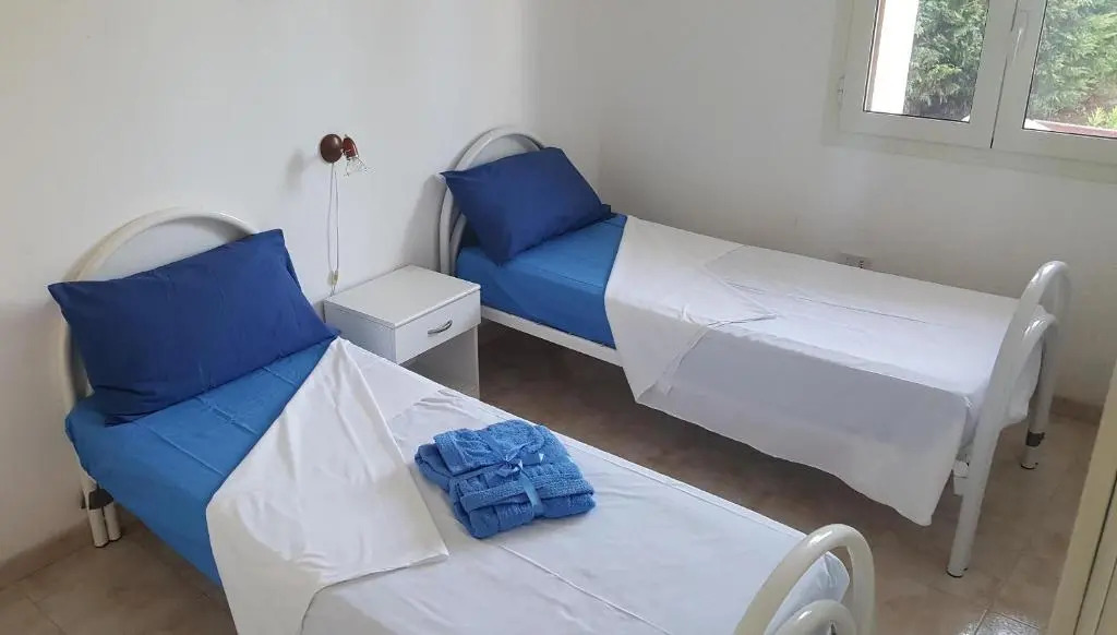 Villa piscina 24 posti letto