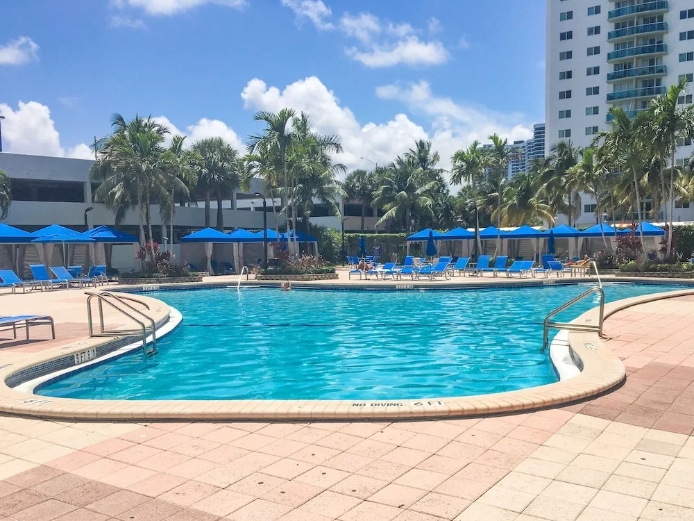 New Listing! Oceanview W/ Pool & Balcony 1 Bedroom Condo