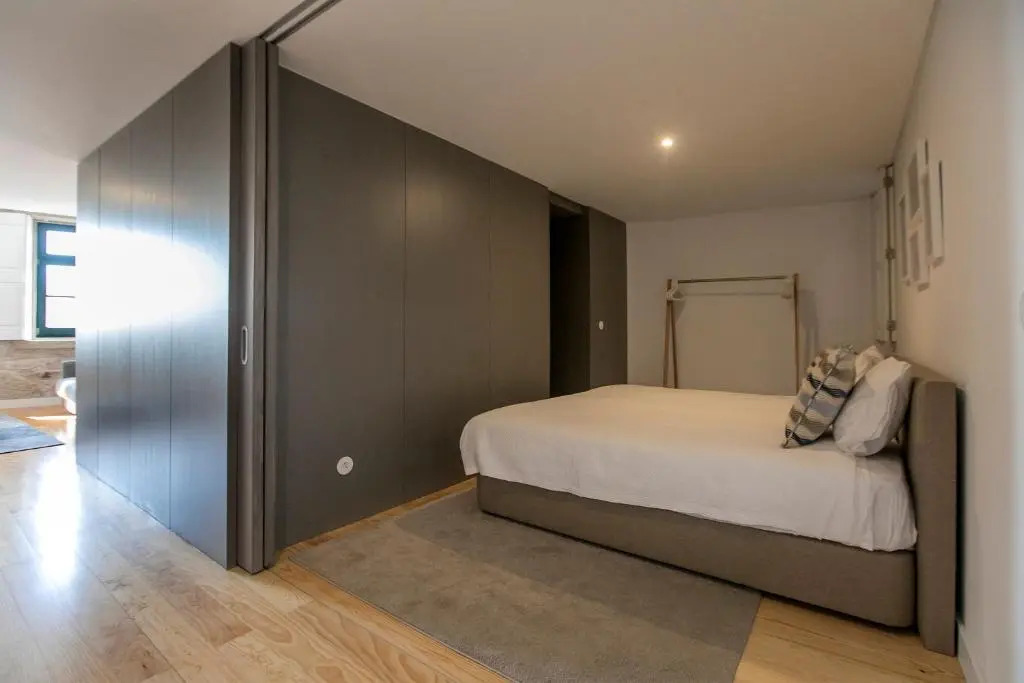Modern 18th Century Flat