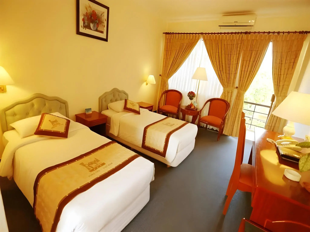 Royal Hotel