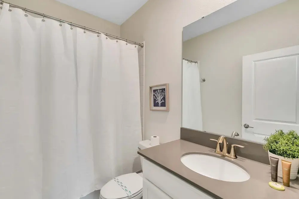 Classy 6BR Home With Private Pool
