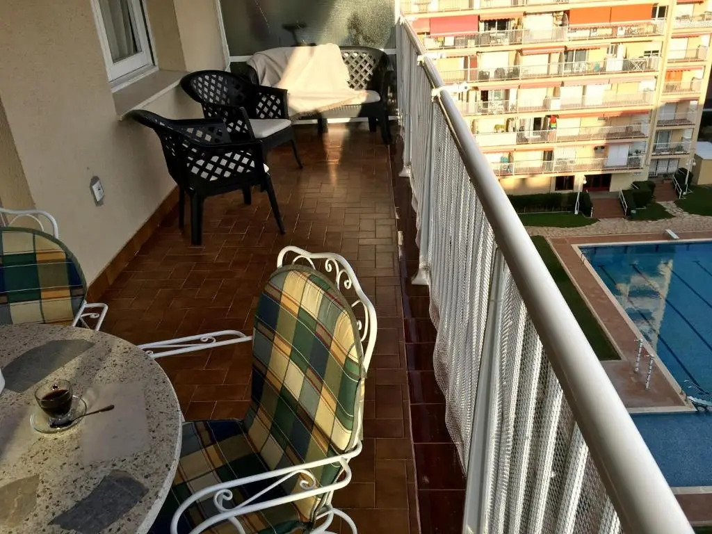 Sunshine apartment with great sea view and terrace in Malgrat de Mar