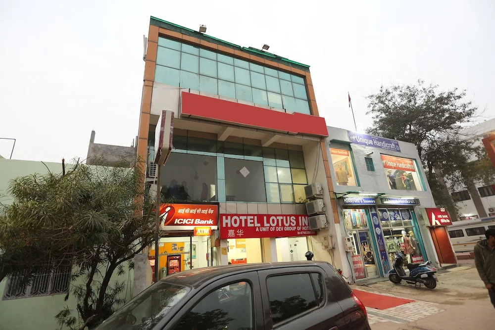 OYO 26771 Hotel Lotus Inn