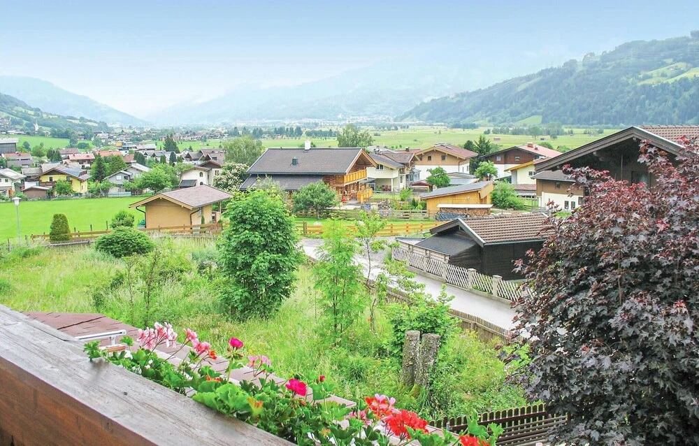 Stunning Apartment in Piesendorf With 3 Bedrooms and Wifi