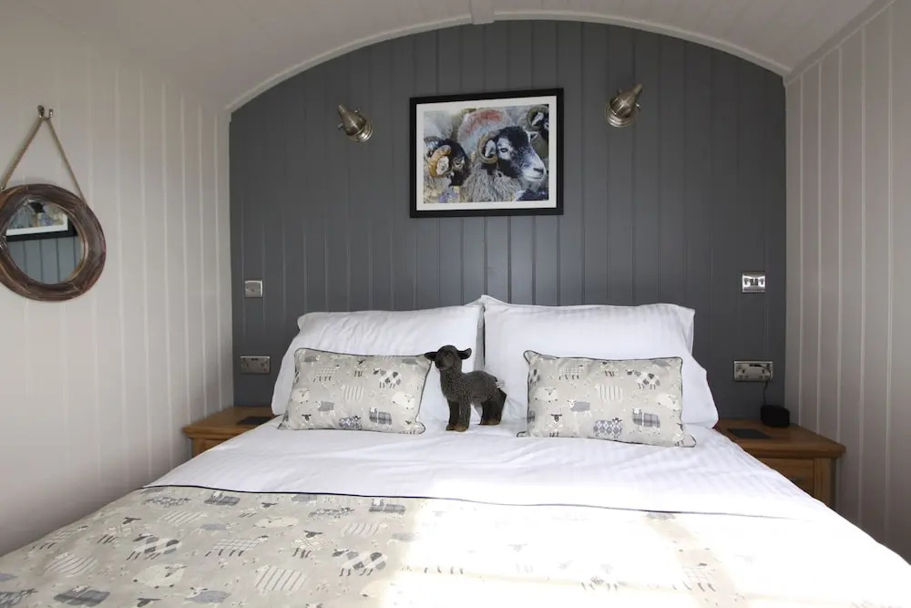 Springwood Shepherd Huts