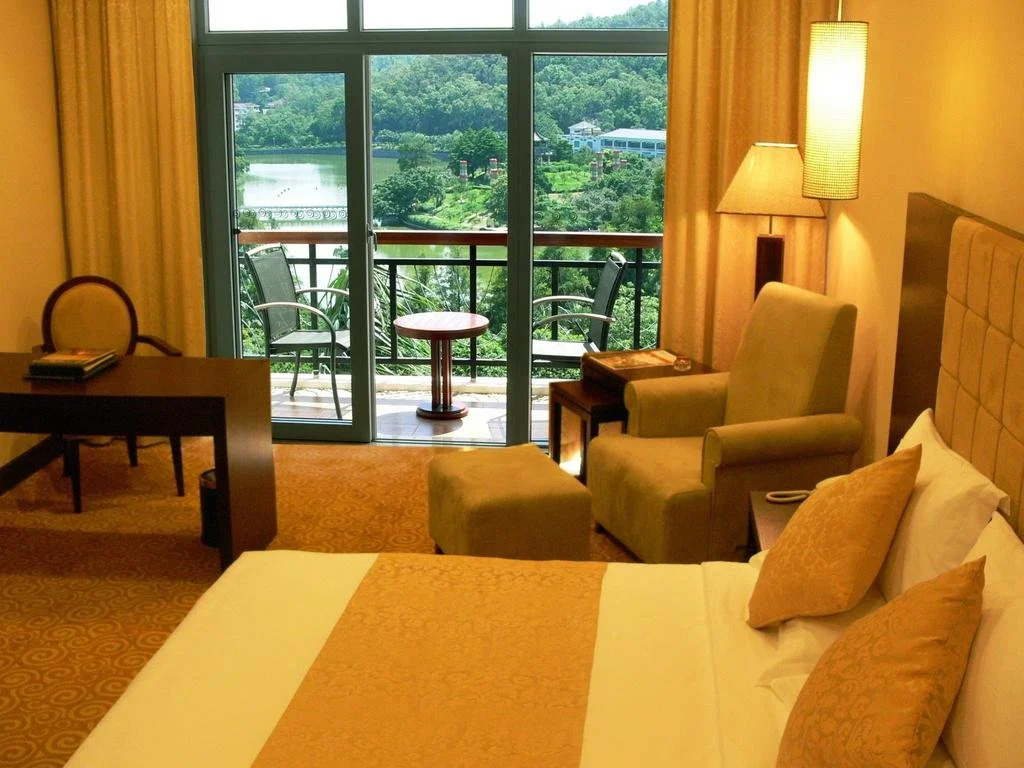 Royal Hotel