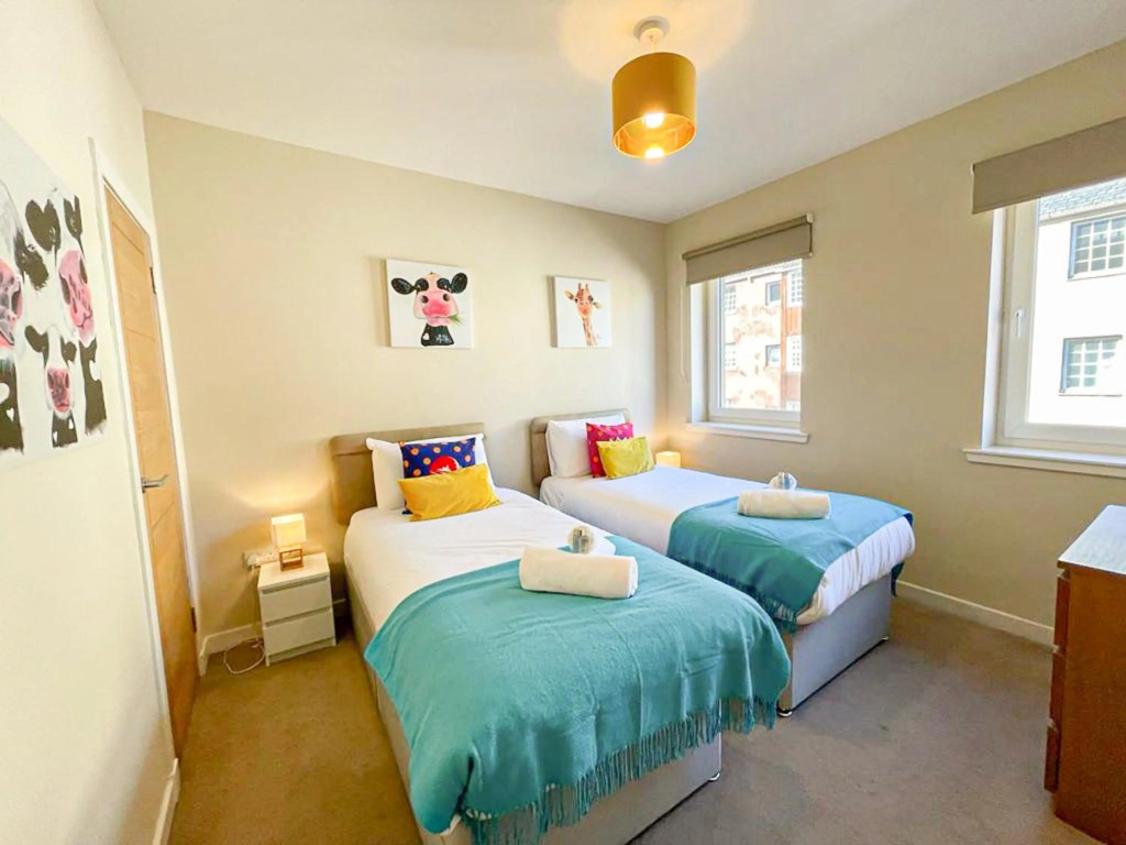 Charming Old Town 2 Bed Apt, 2mins From Royal Mile