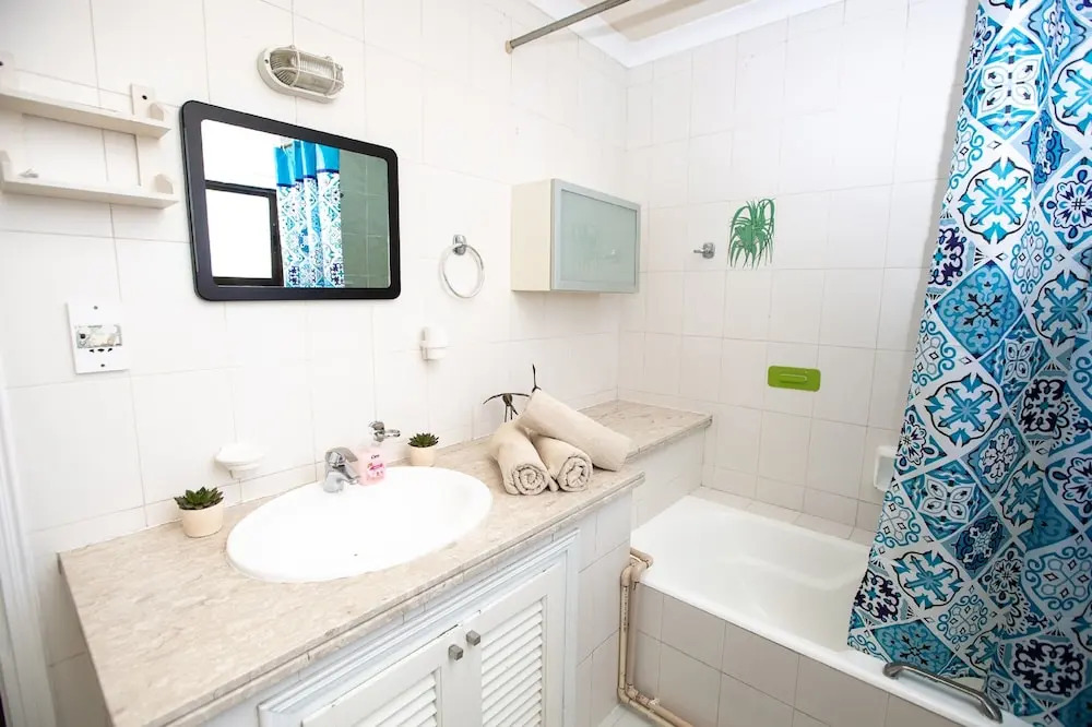Laila's Luxury Promenade Villa