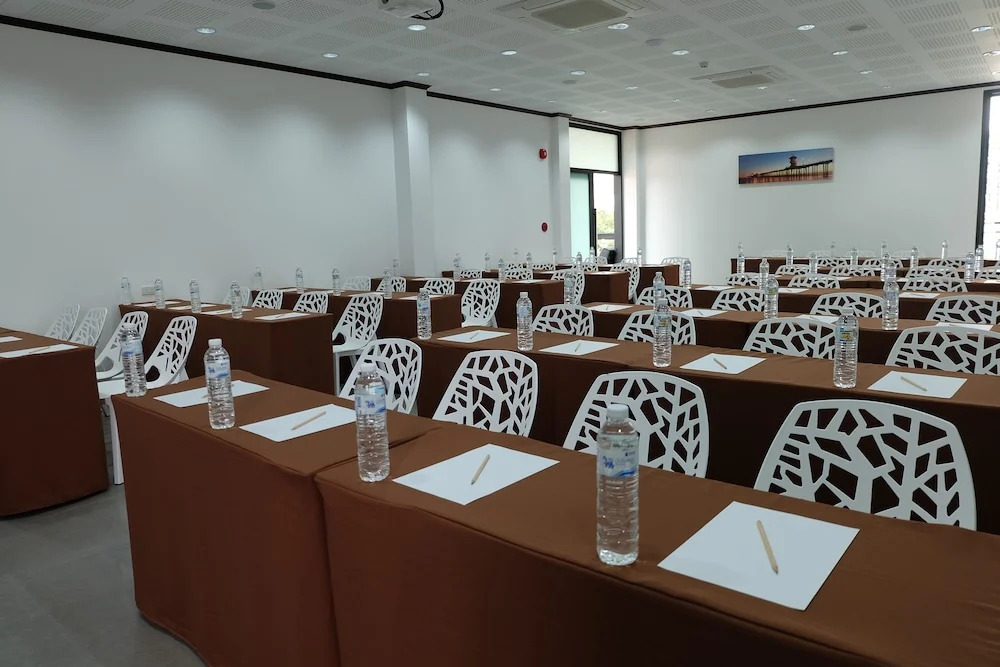 Lux Boutique Hotel