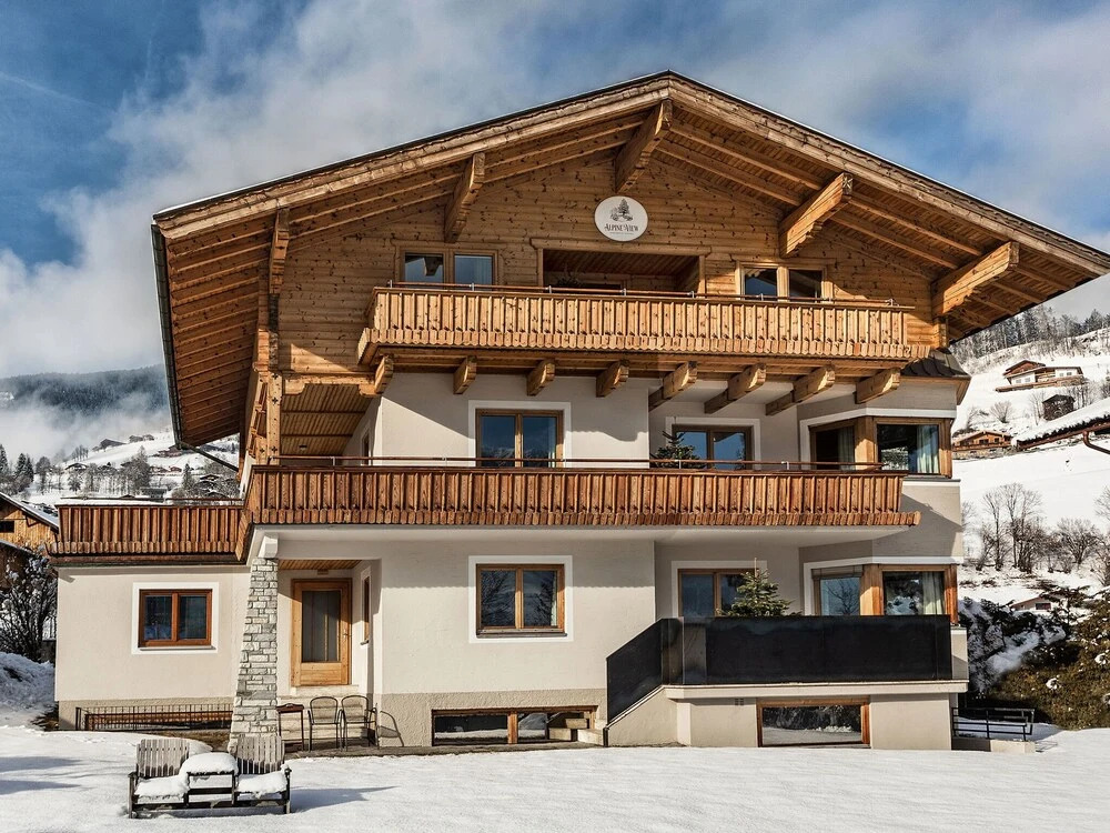 Alpine View - Garden View Apartment