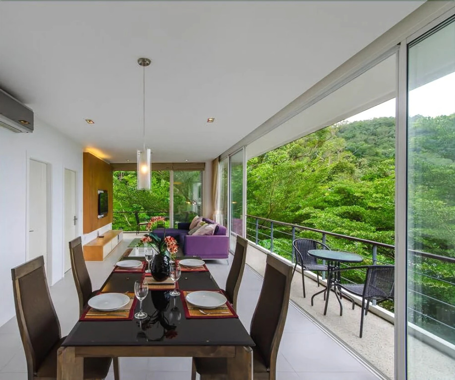 Natural Sea View 2 Bedrooms Apartment